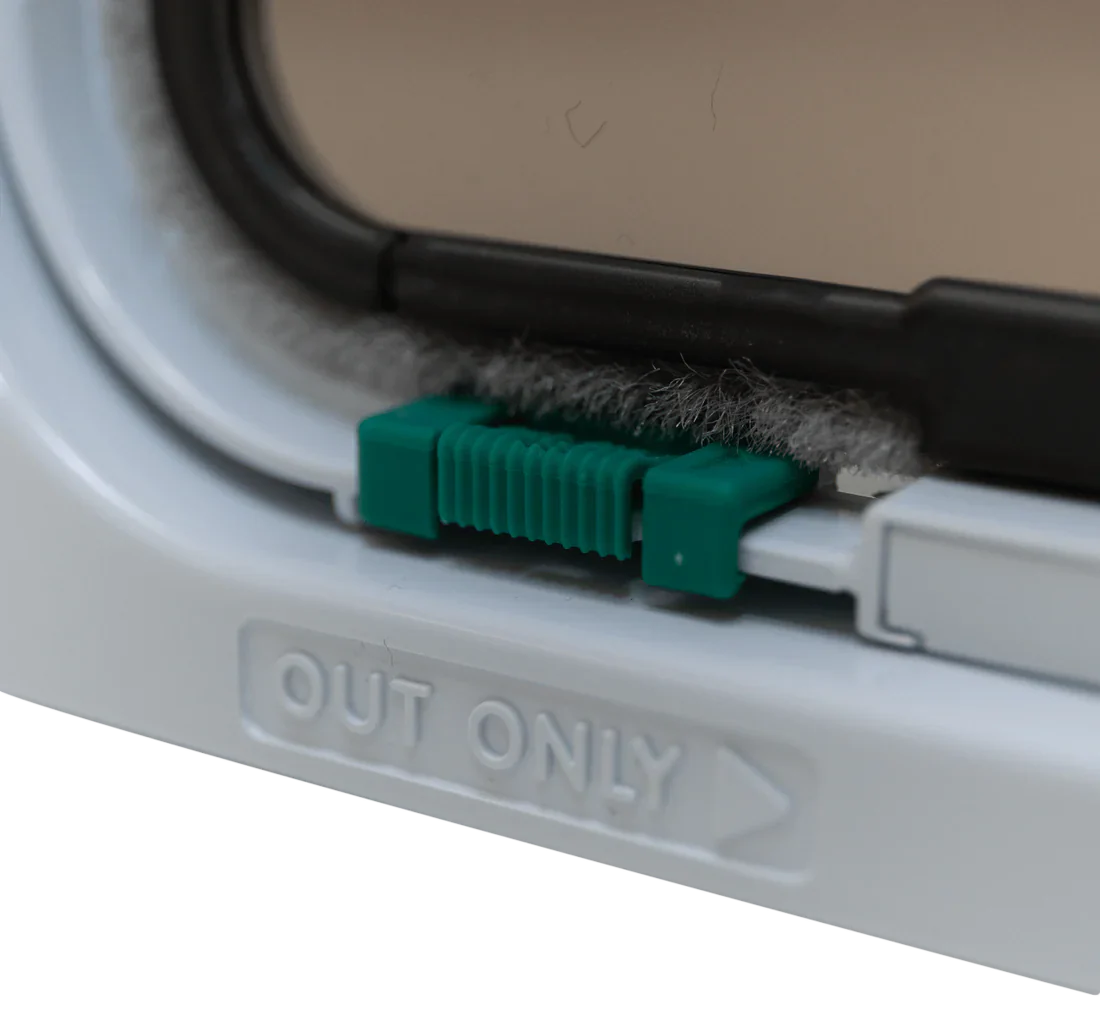 Cat Mate 4 Way Locking Cat Door (average size) - Image 4